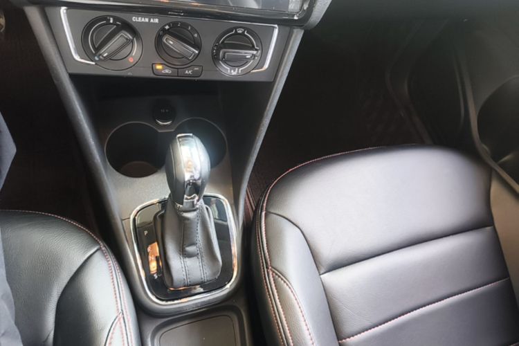 Volkswagen Polo 2019 #14 Volkswagen Polo 2019 car image #14