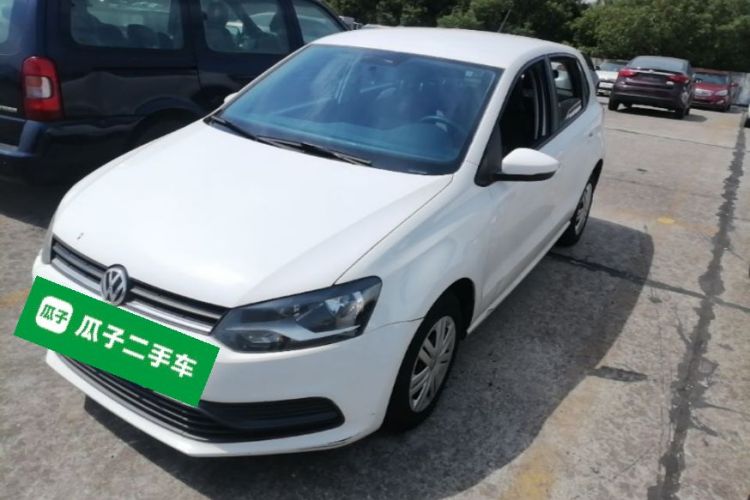 Volkswagen Polo 2017 car image #2