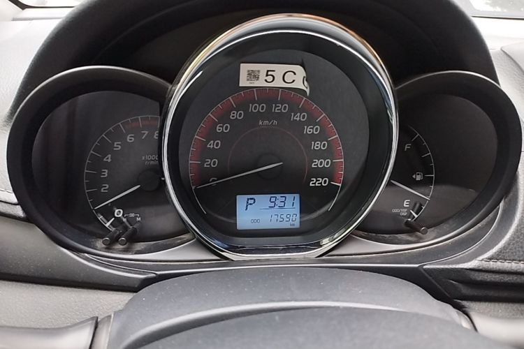 Toyota Vios 2022 imagen de coche #13