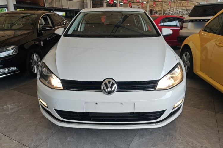 Volkswagen Golf 2016 car image #3