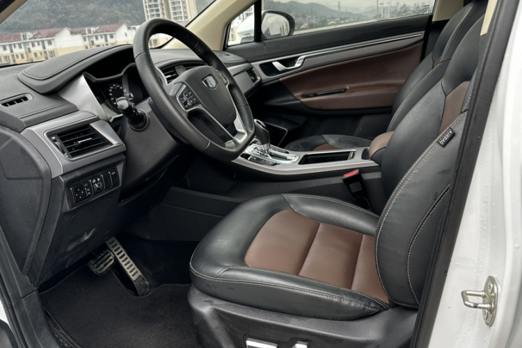 GEELY Emgrand GS 2018 #16 GEELY Emgrand GS 2018 car image #16