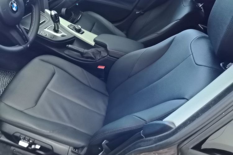 BMW 3 Series GT 2016 car image #21