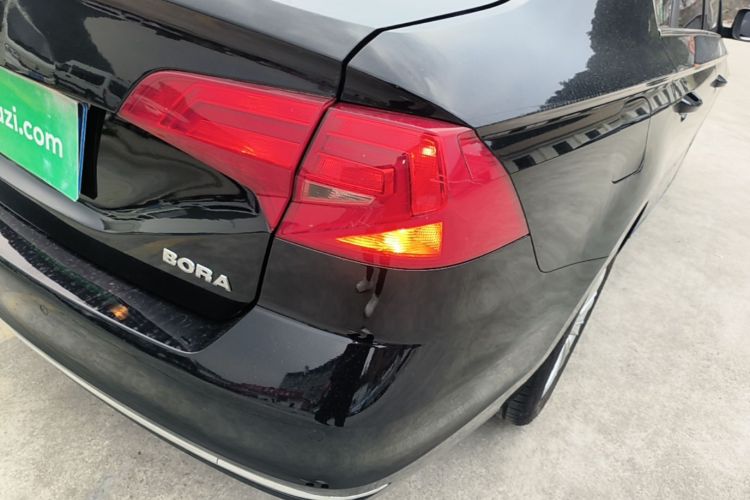 Volkswagen Bora 2018 imagen de coche #8