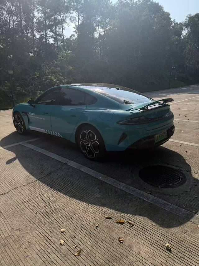MI SU7 2024 car image #3