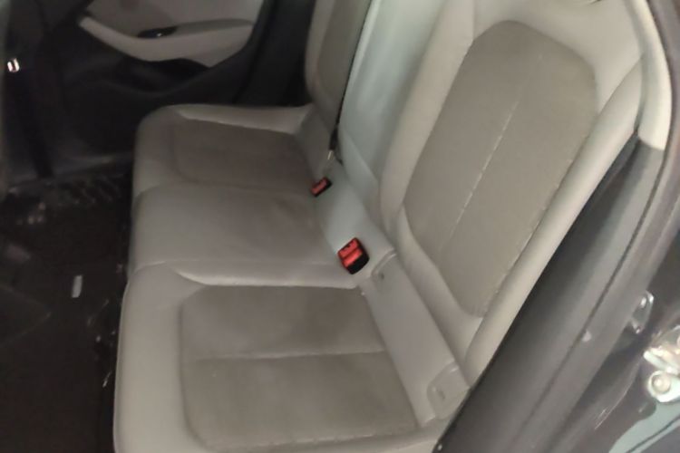 Audi A3 2019 car image #19