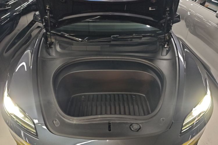 Tesla Model 3 2024 car image #20