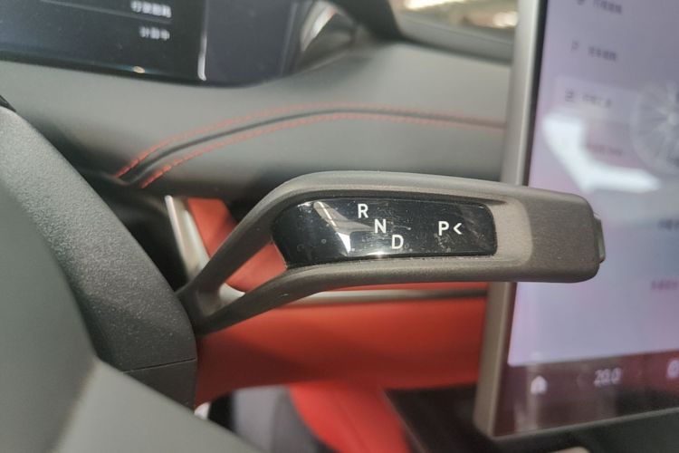 MI SU7 2024 car image #14