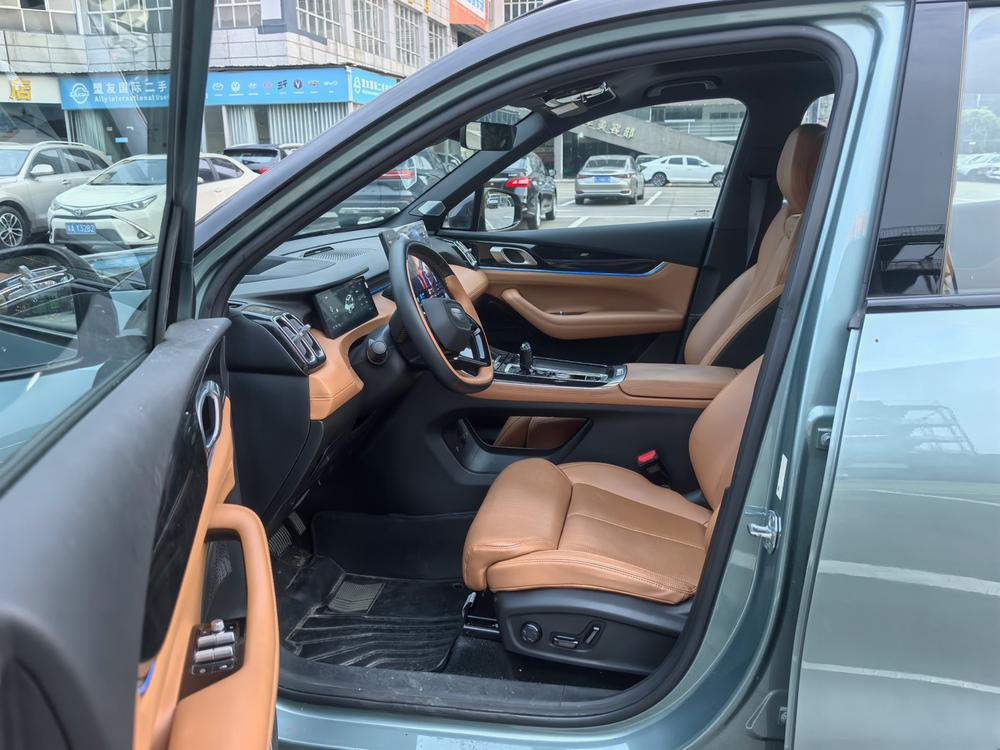 GEELY Boyue L 2025 imagen de coche #16
