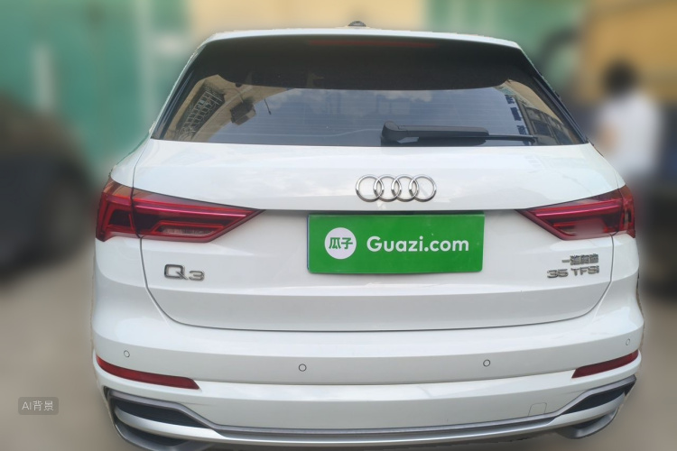 Audi Q3 2022 car image #6