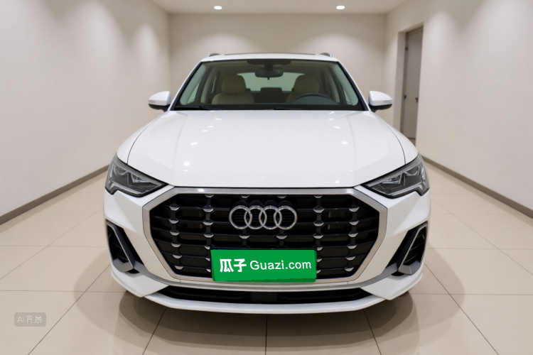 Audi Q3 2022 car image #3