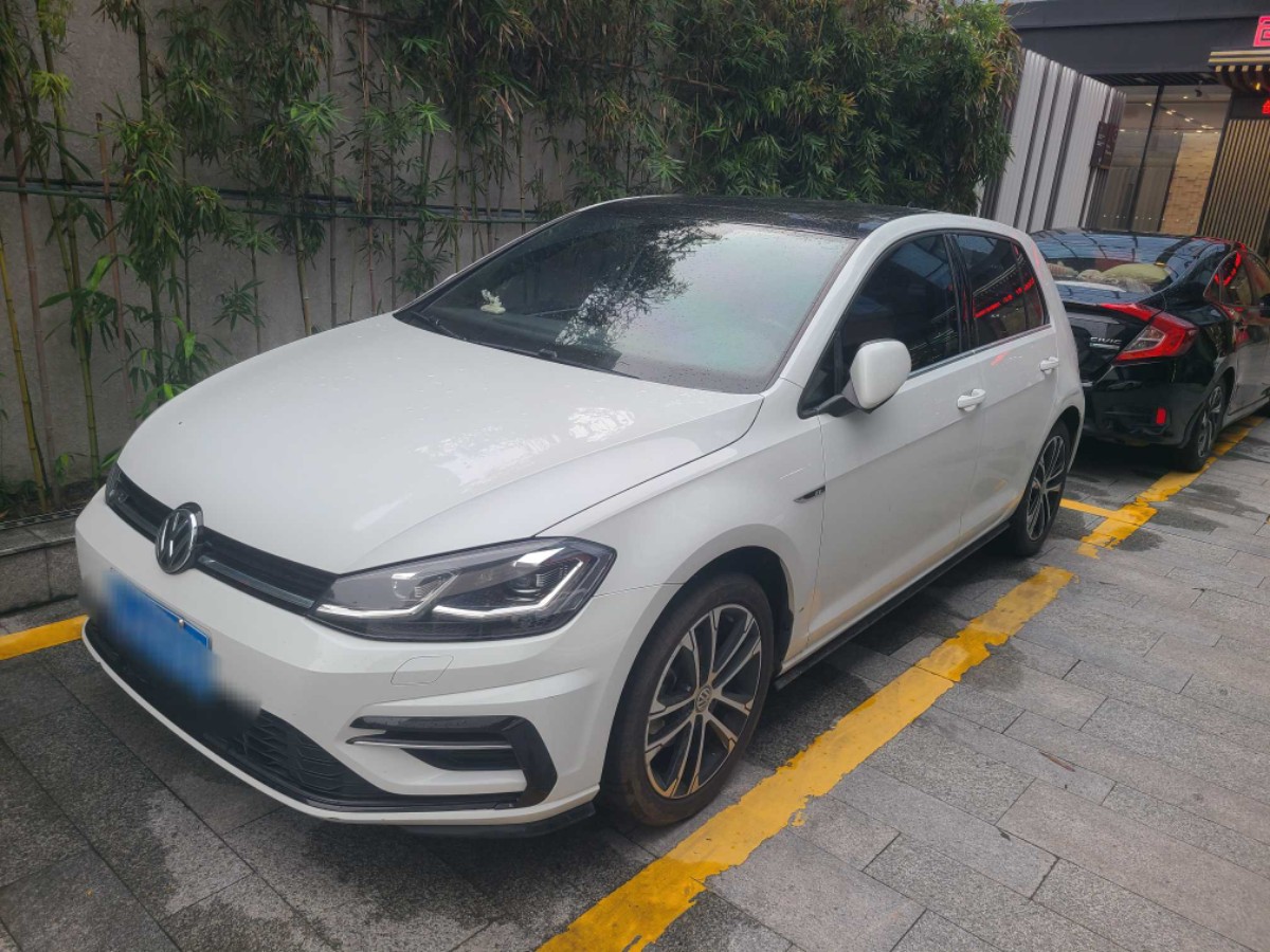 Volkswagen Golf 2020 Volkswagen Golf 2020 car image