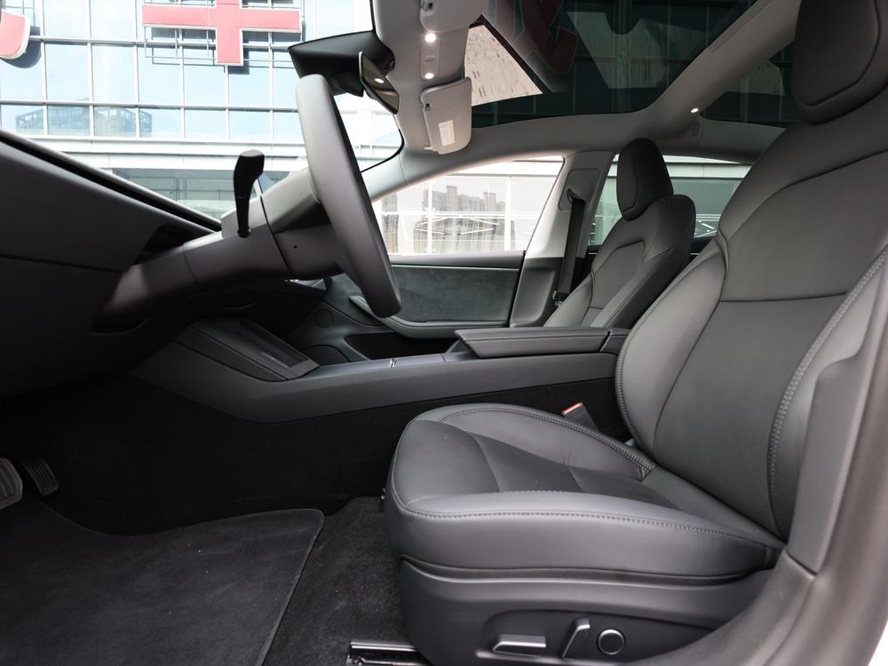 Tesla Model 3 2025 #16 Tesla Model 3 2025 car image #16