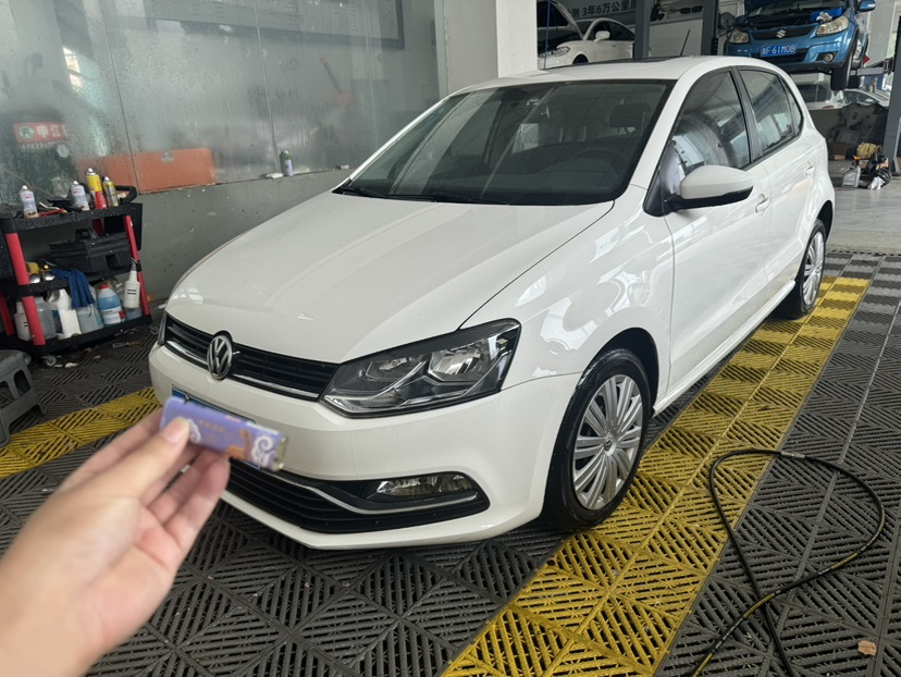 Volkswagen Polo 2018 Volkswagen Polo 2018 car image