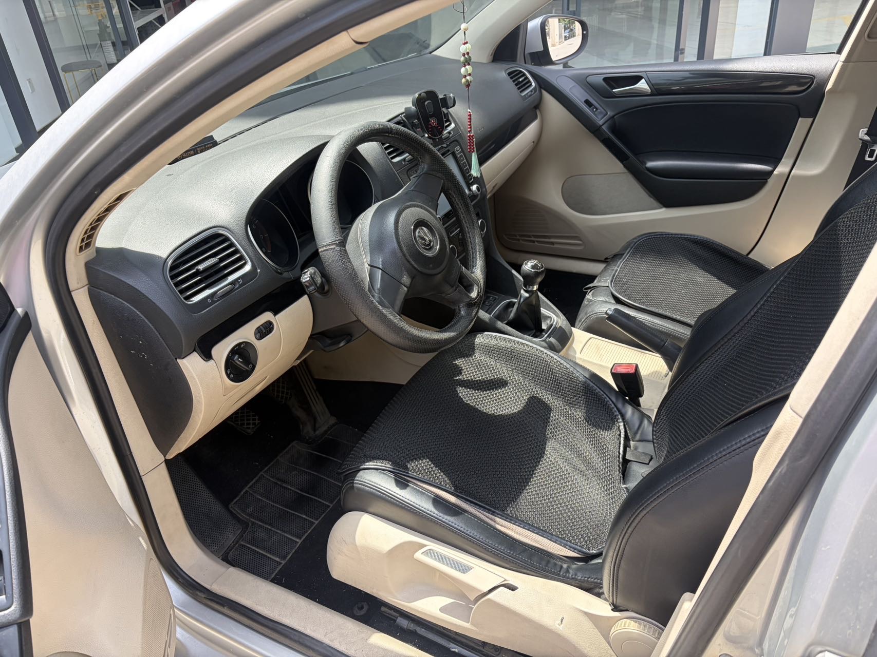 2010 immagine di auto #3
