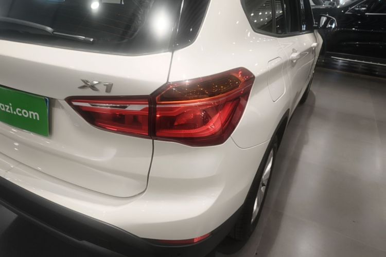 BMW X1 2017 car image #8