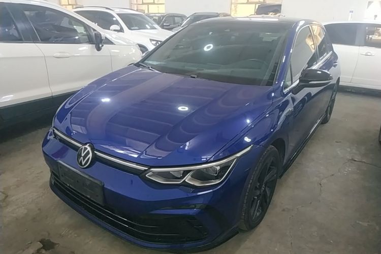 Volkswagen Golf 2020 car image #2