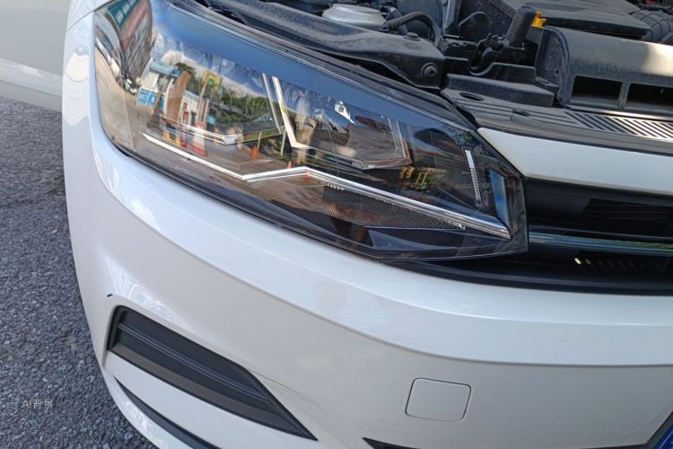 Volkswagen Polo 2021 car image #8