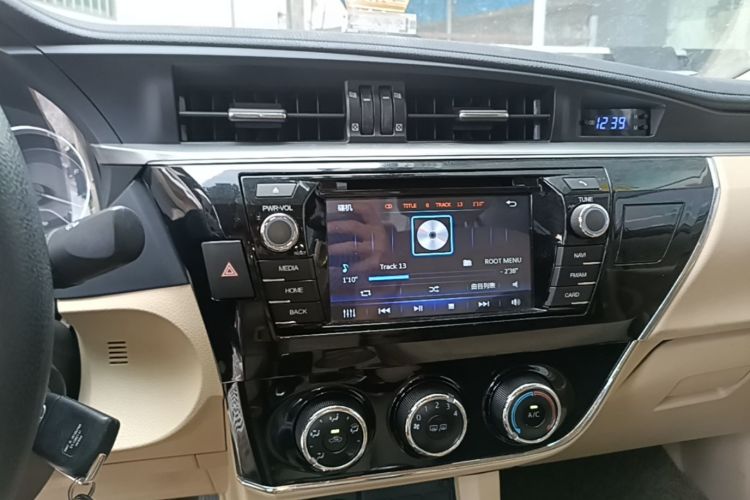2015 immagine di auto #13
