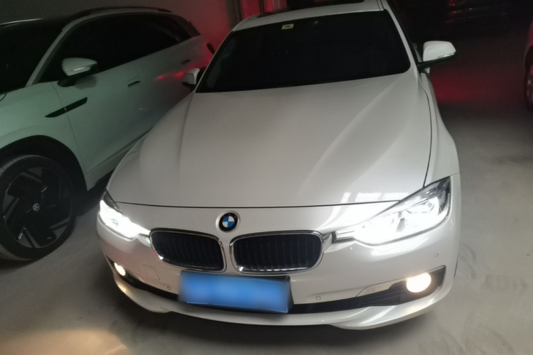 BMW 3 Series 2017 #3 BMW 3 Series 2017 car image #3