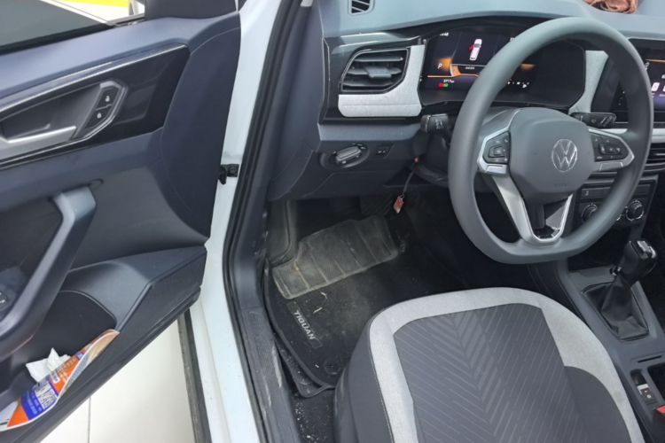 Volkswagen Tharu 2026 car image #16