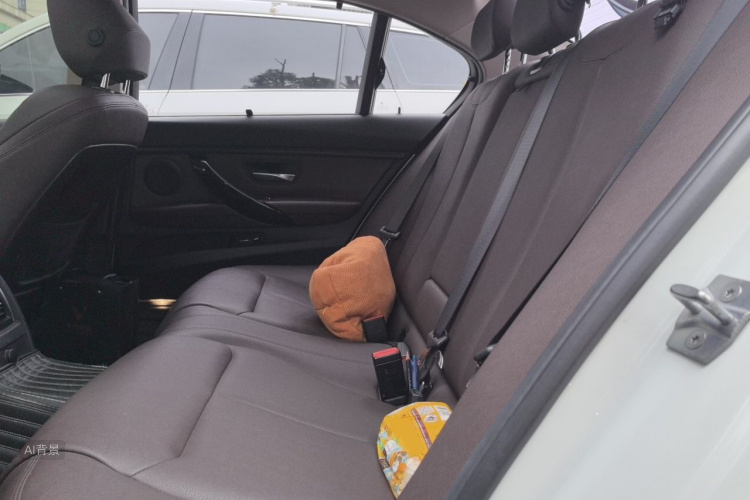 BMW 3 Series 2019 #19 BMW 3 Series 2019 car image #19
