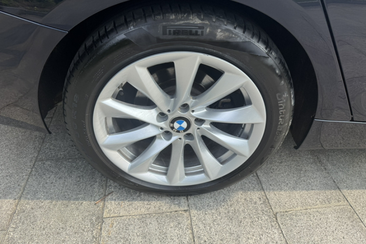BMW 3 Series GT 2018 #9 BMW 3 Series GT 2018 car image #9