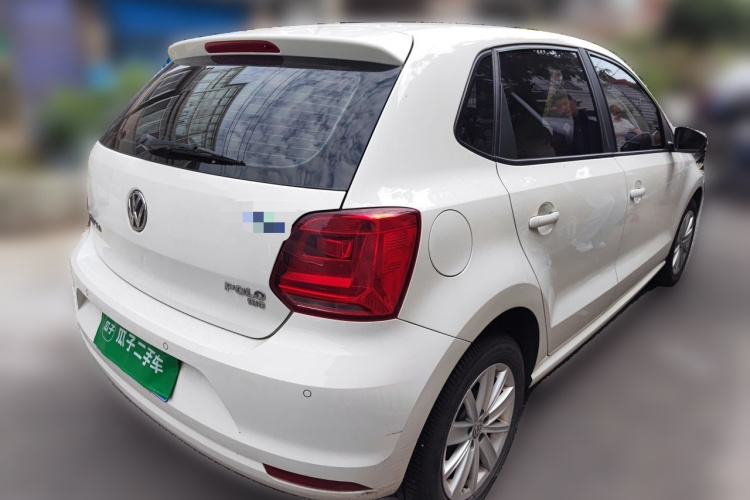 Volkswagen Polo 2015 #5 Volkswagen Polo 2015 car image #5