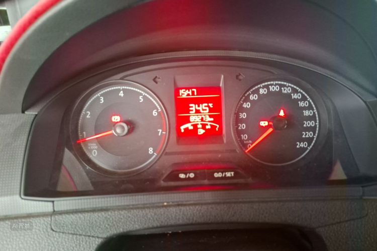 Volkswagen Santana 2017 car image #13