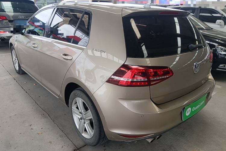 Volkswagen Golf 2017 car image #5