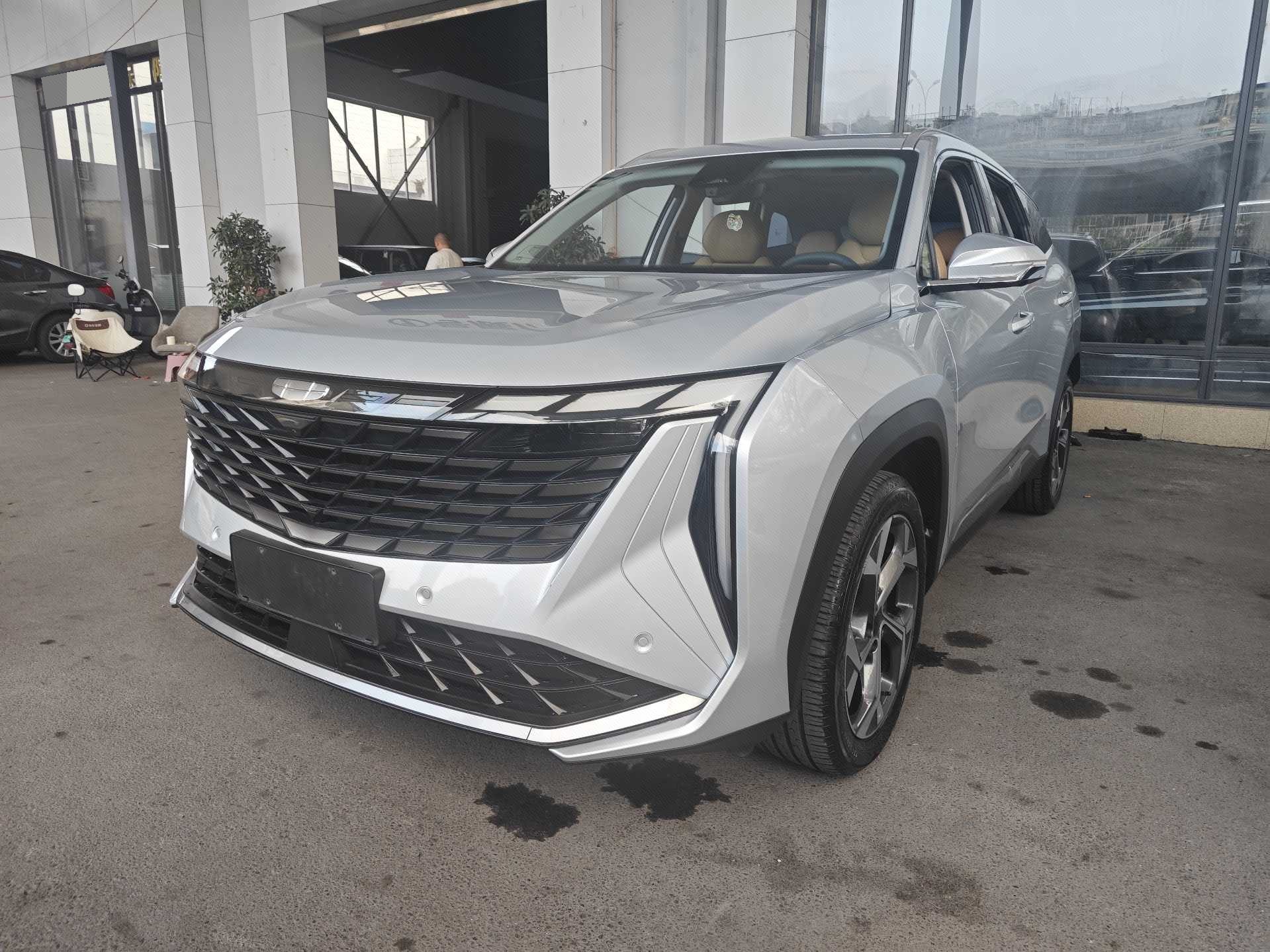 GEELY Boyue L 2022 صورة سيارة 