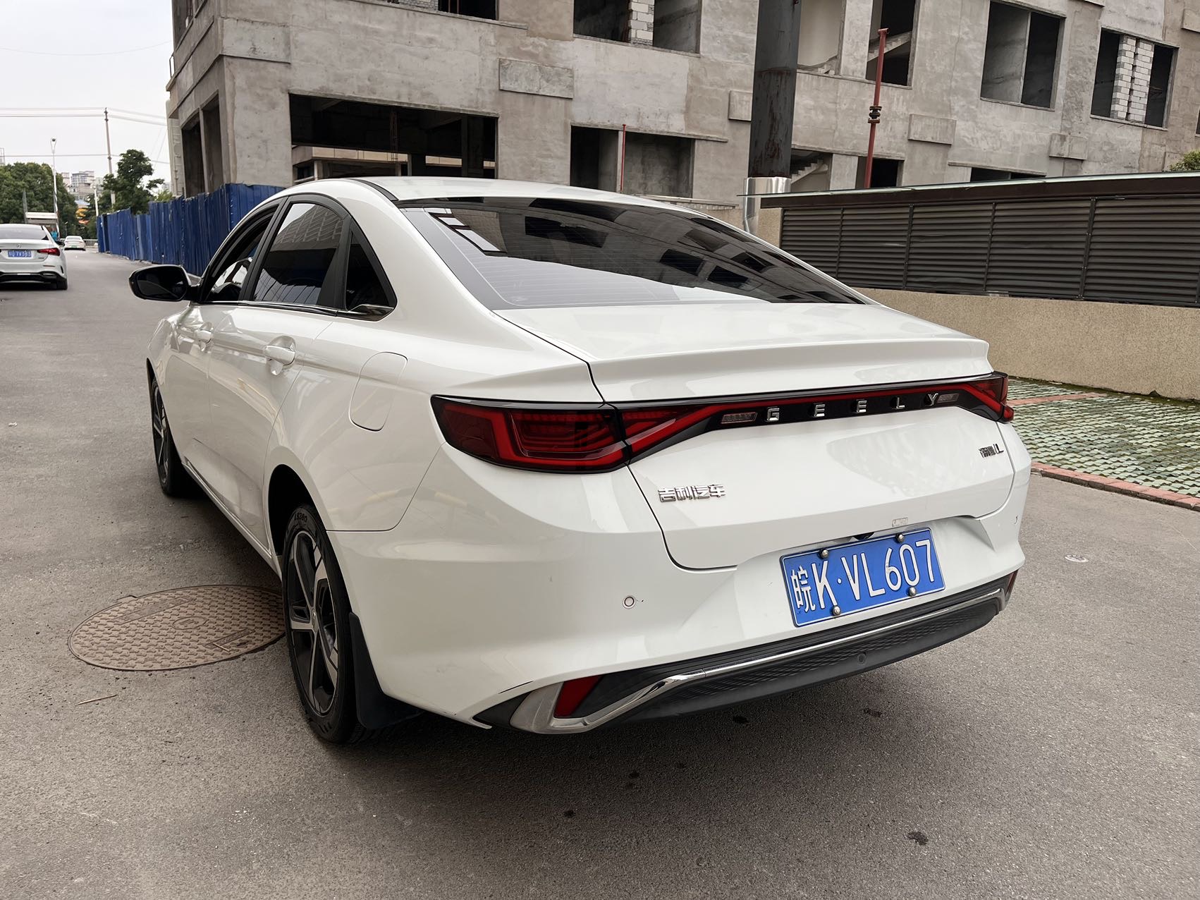 GEELY Emgrand L 2022 car image #6