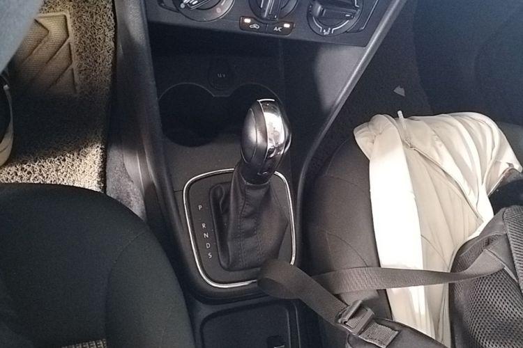 Volkswagen Polo 2019 #14 Volkswagen Polo 2019 car image #14