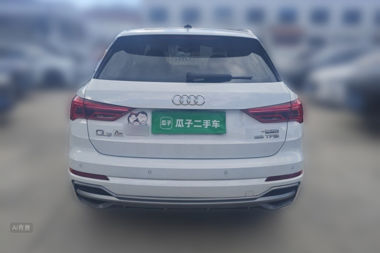 Audi Q3 2020 car image #6