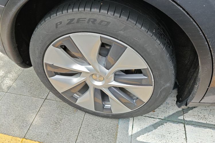 Tesla Model Y 2022 #10 Tesla Model Y 2022 immagine di auto #10