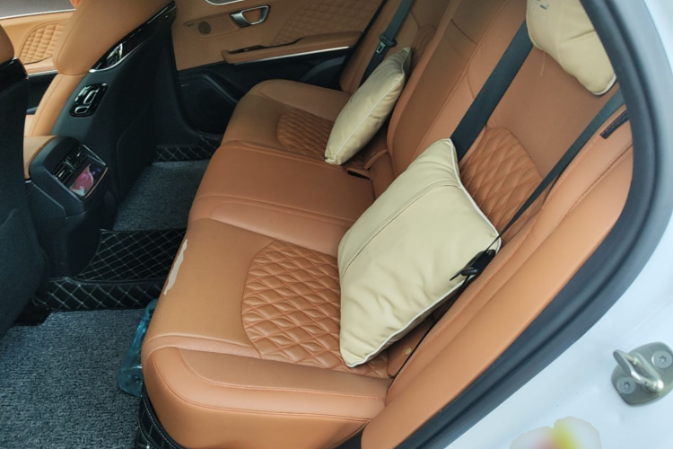 BYD Han 2022 car image #17