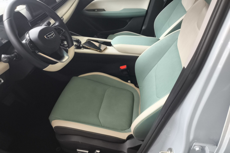 GEELY Emgrand L HiP 2022 изображение автомобиля #15