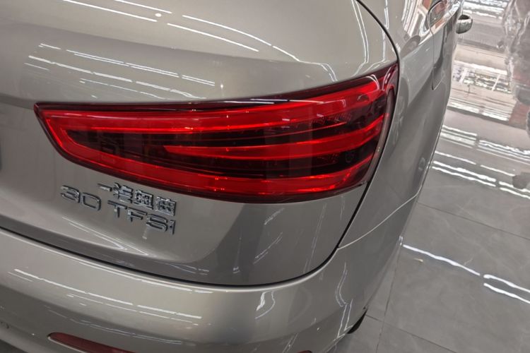 Audi Q3 2015 #8 Audi Q3 2015 car image #8