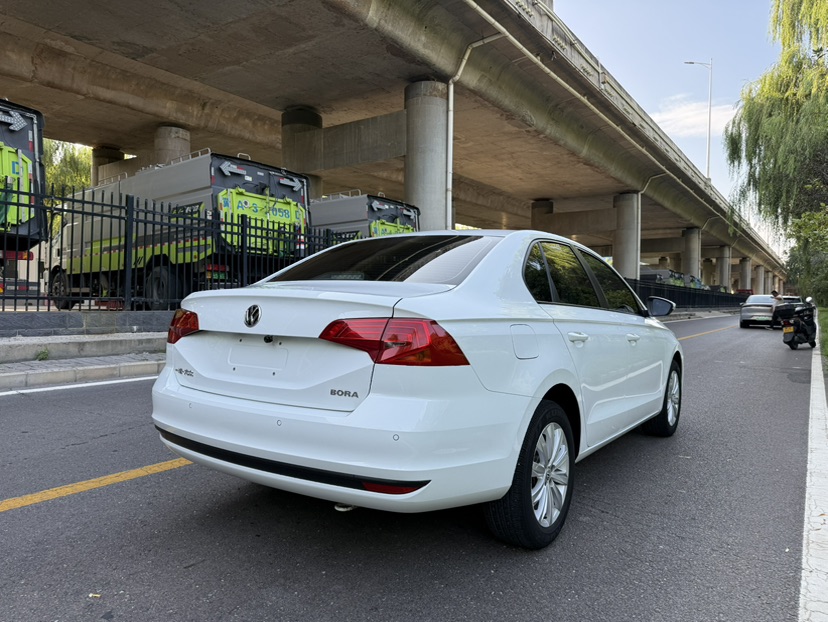 Volkswagen Bora 2021 car image #4