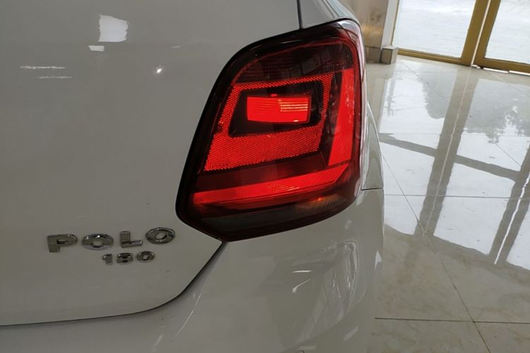 Volkswagen Polo 2017 #8 Volkswagen Polo 2017 car image #8