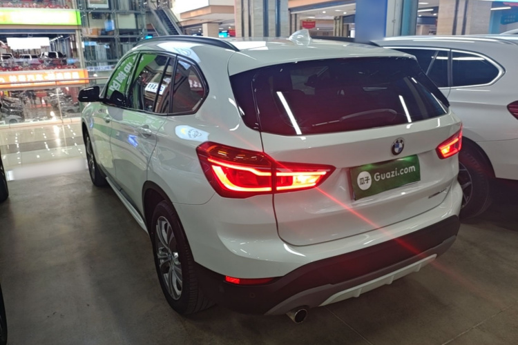 BMW X1 2018 #7 BMW X1 2018 car image #7