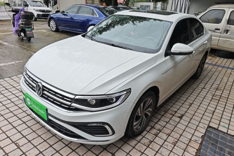 Volkswagen Bora 2024 car image #2