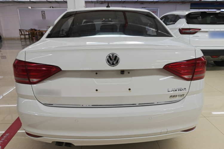Volkswagen Lavida 2018 #6 Volkswagen Lavida 2018 car image #6