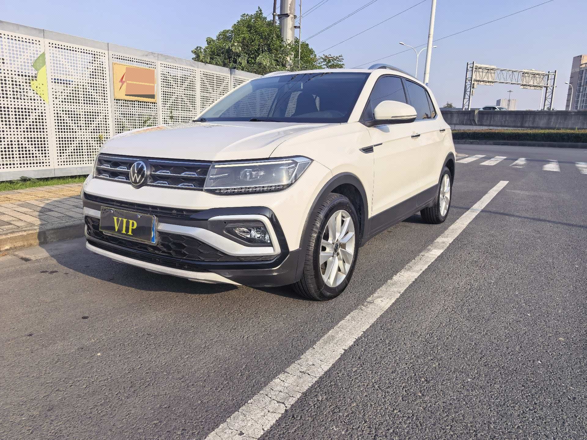 Volkswagen T-Cross 2021 Volkswagen T-Cross 2021 immagine di auto