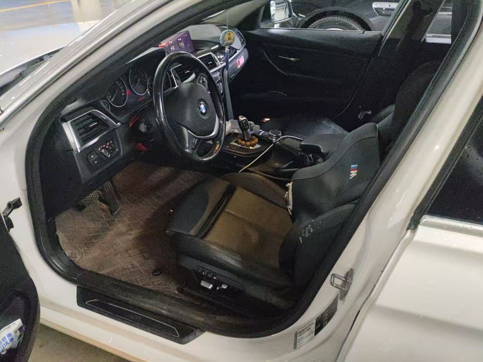 BMW 3 Series 2019 car image #5