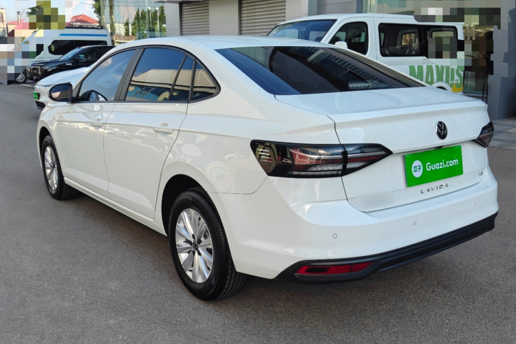 Volkswagen Lavida 2025 car image #5
