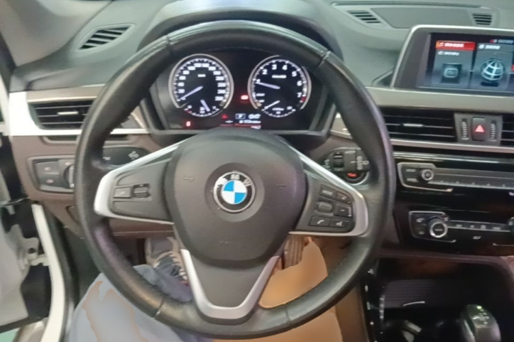 BMW X1 2018 car image #15