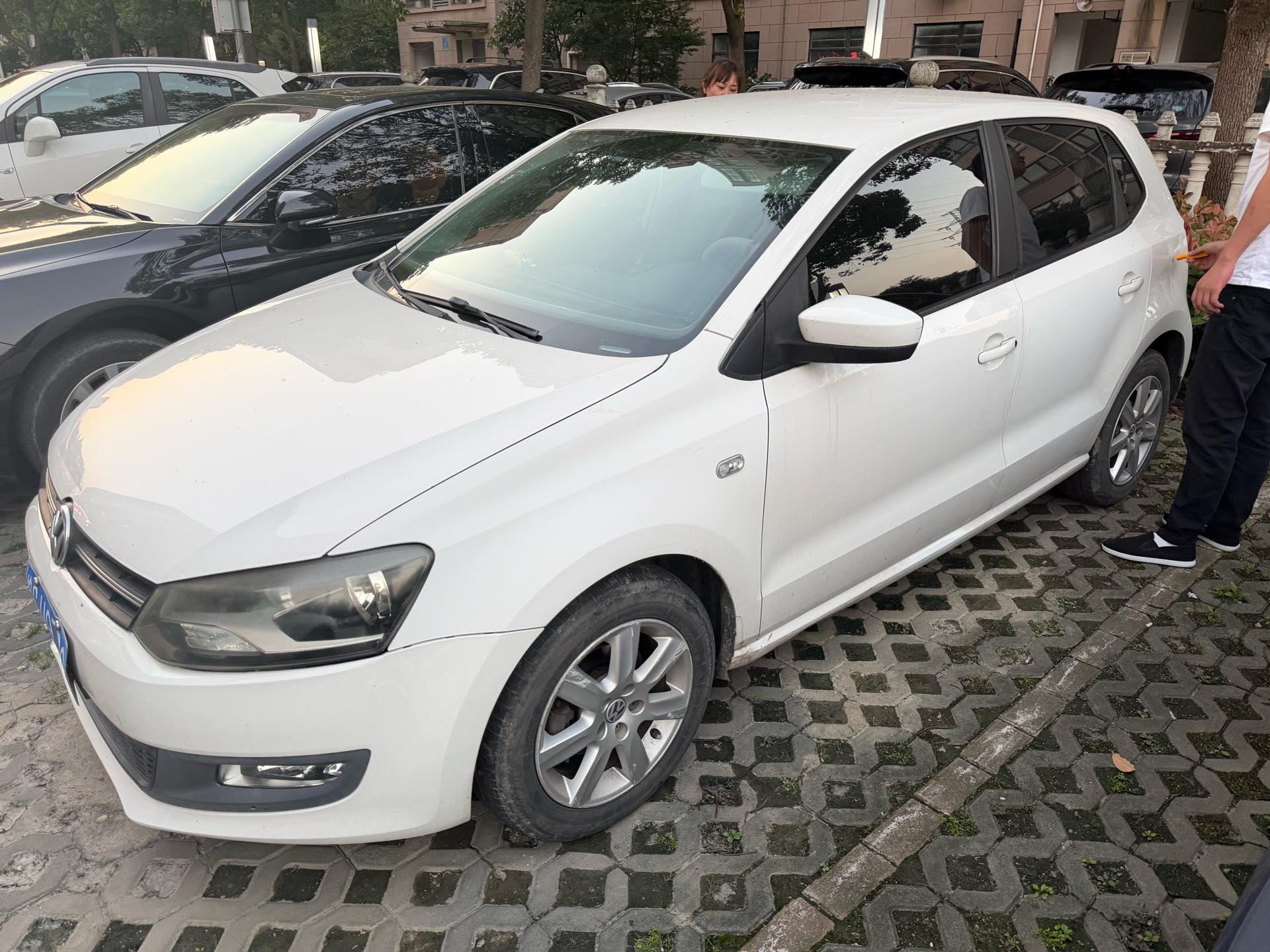 Volkswagen Polo 2014 Volkswagen Polo 2014 car image
