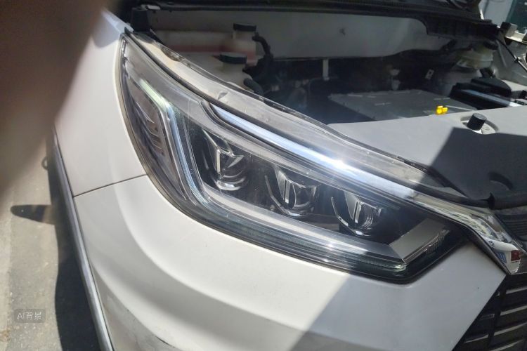 BYD Yuan New Energy 2020 #8 BYD Yuan New Energy 2020 car image #8