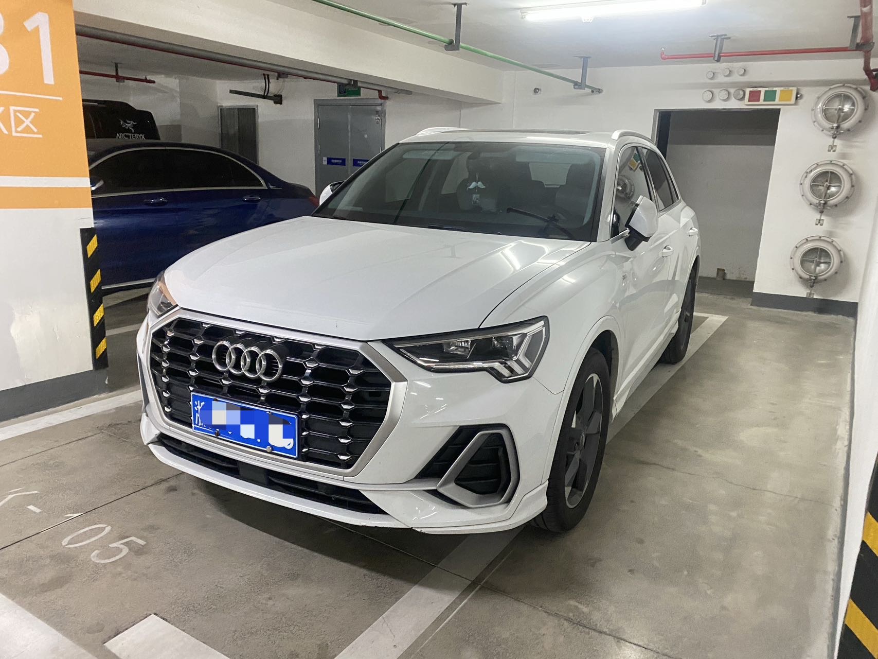 Audi Q3 2019 Audi Q3 2019 car image