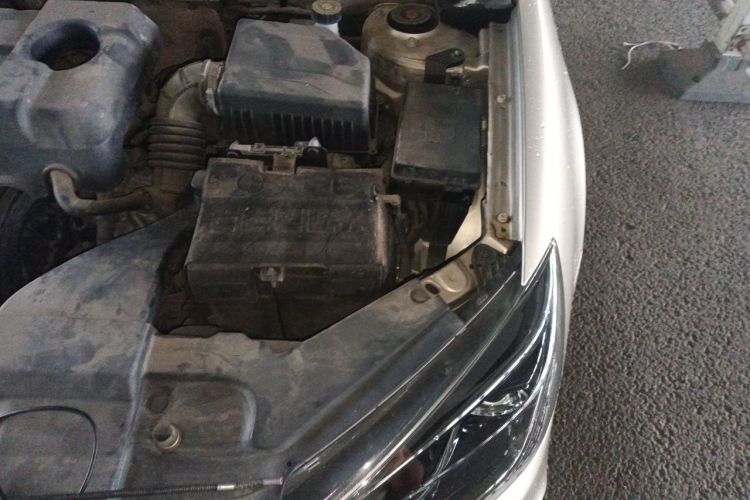 GEELY Emgrand 2019 car image #27
